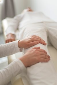 Reiki pri lajšanju bolečin